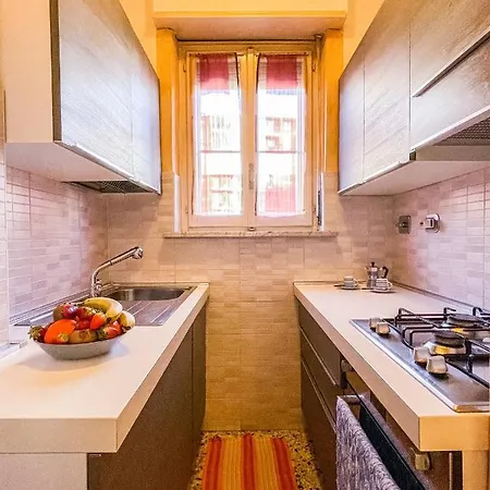 Myhouse Traiano - Affitti Brevi Italia Turín